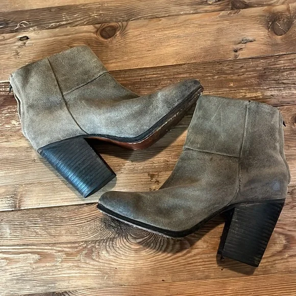 Rag & Bone Newbury Distressed Olive Green Suede Ankle Boot - Picture 2 of 8
